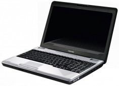 Laptop Refurbished Toshiba Satellite L500, Core 2 Duo T5870, 2GB RAM, 160Gb HDD, 15.6&amp;quot; foto