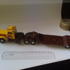 bnk jc Matchbox Super Kings Peterbilt Transporter - Macao