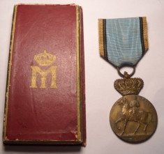 Medalia Centenarul Regelui Carol I 1839 1939 la Cutie foto