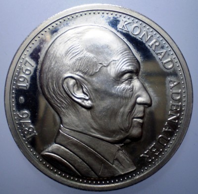 B.372 GERMANIA MEDALIE CANCELAR KONRAD ADENAUER 40mm PROOF foto