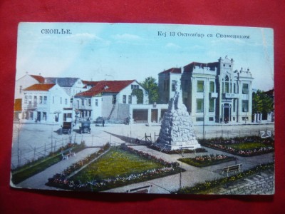 Ilustrata -Skopje-Macedonia -Piata 13 oct. si Monumentul , color foto