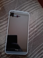 Vand telefon Htc 820 disaer.Pretul este de 650 ron foto