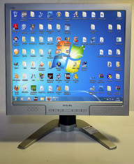 Monitor LCD Philips 190B 1280 x 1024 pixeli 8ms Boxe Grad A foto