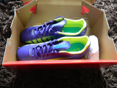 Ghete de fotbal crampoane, adidasi fotbal de interior, Puma, EvoSpeed 5, fluo foto