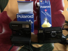 Polaroid- doua aparate foto foto