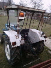 Tractor ford 55 cp foto