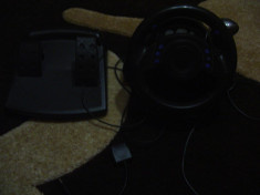Volan si pedale(PS3 si PC).Pentru PC dau si cablu convertor(este inclus). foto