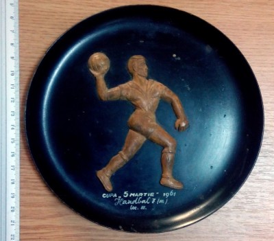 PLACHETA -CUPA 5 MARTIE 1961 - HANDBAL , LOCUL 3 foto
