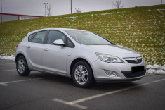 Opel Astra J 2010 1,7 Diesel 110 cp, Euro 5, Navi foto