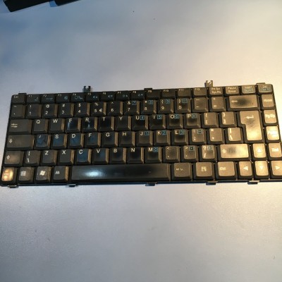 TASTATURA FUJITSU AMILO LA1703 foto