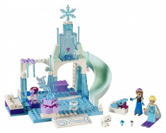 LEGO? Disney Princess Anna si Elsa la locul de joaca - L10736 foto