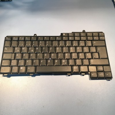 TASTATURA DELL D610 foto
