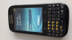 Samsung Galaxy Chat GT-B5330 foto