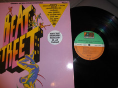 Beat Street Vol. 1 (1984, Atlantic) disc vinil LP compilatie break-dance/hip-hop foto