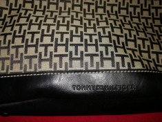 Geanta Tommy Hilfiger foto