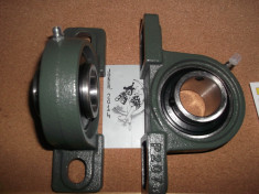 Lagar/lagare 35mm P207 cu rulmenti si gresor pentru leagane ,abric, etc foto