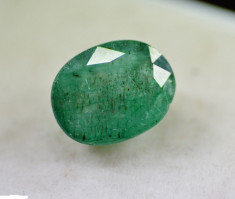 EMERALD_smarald 7.7 ct-certificat foto