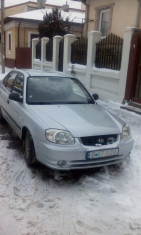 Hyundai Accent foto