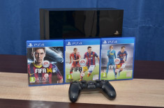 Sony Playstation PS4 + FIFA 14 15 16 foto