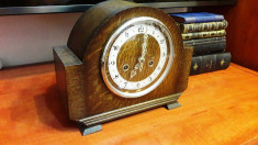 Ceas de semineu cu pendul Enfield foto