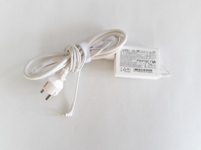 Alimentator Liteon PA-1650-80 alb Ultrabook / 19V - 3.24A / (888)