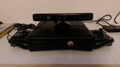 Consola Xbox 360 Slim Kinect+ Microfoane Wireless + 2 Controllere foto