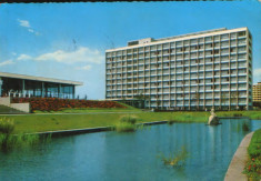 Carte postala circ. 1965 - Hotelul si restaurantul Doina - 2/scanuri foto