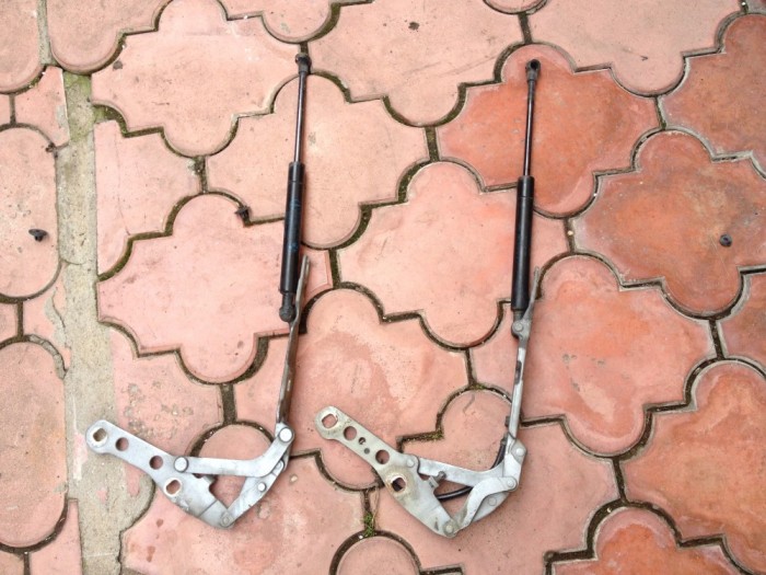 Balamale si telescoape capota sau portbagaj originale BMW E46