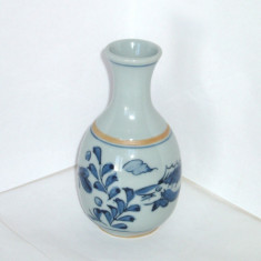 Vaza gresie celadon glaze, pictata manual - Blue de Hue - semnata, Korea