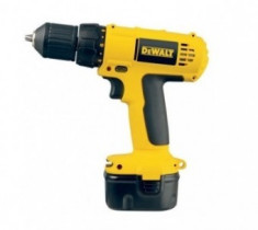 Masina de gaurit/insurubat, cu 2 acumulatori, 12V, Dewalt DC740KA foto