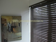 Jaluzele orizontale foto