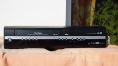 DVD recorder combo Toshiba D-VR50 defect foto