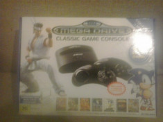 Consola SEGA Mega Drive Collector Edition + 80 de jocuri foto