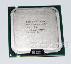 Procesor Intel Dual Core E5200 2M Cache 2.5 GHz 800 MHz FSB foto