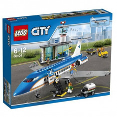 Terminal din aeroport LEGO ? City 60104 foto