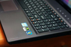 Laptop Lenovo gaming i5 model z570 Video 2GB, 4GB ram, 700 Hdd foto