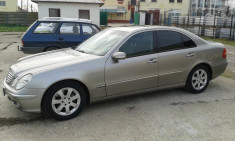 Mercedes Benz E 320 foto