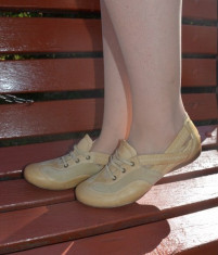 Pantof confortabil cu insertie de elastic in laterale, culoare bej (Culoare: BEJ, Marime: 37) foto
