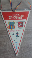 MCFA - FANION - STEAUA BUCURESTI - VEJLE BK - CC EUROPENI - 2 OCTOMBRIE 1985 foto