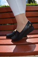 Pantof clasic din piele moale, culoare neagra, cu talpa plina (Culoare: NEGRU, Marime: 36) foto