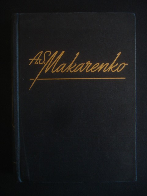 A. S. Makarenko - Povestiri si schite, Articole despre literatura, Corespondenta
