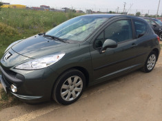 Peugeot 207 Coupe 1,6 TDI foto