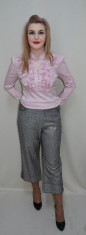 Pantalon trei-sferturi clasic, nuanta de gri, buzunare apretate (Culoare: GRI, Marime: 44) foto