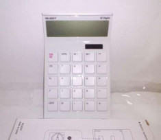 Calculator electronic de birou solar alb foto