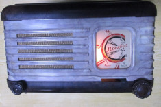 un radio mic vechi f. rar cu pe lampi Moskvich anii 40 bachelita defect foto