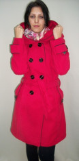 Palton fashion, nuanta de rosu, sistem de inchidere cu nasturi (Culoare: ROSU, Marime: XXXL-46) foto
