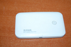 ROUTER PORTABIL 3G D-LINK MODEL DIR-457 LIBER RETEA NECODAT foto