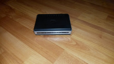 Router D-Link DIR-100, non-wireless, 4 porturi 10/100 foto