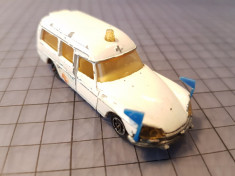 Masinuta veche de colectie, Salvare Ambulanta Citroen DS 21, Majorette no 206 foto