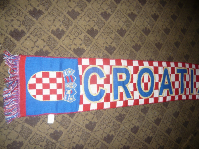 2 Fulare Suporteri Echipa Nationala de Fotbal Croatia ,sponsor CocaCola ,L=131cm